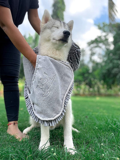 Quick Dry Towel for Dogs | Ultra Absorbent Microfiber Shammy | Extra Large 35X15 Size Dog Bath Towel | Comfortable Hand Pockets | Indoor Outdoor Use | Durable Material | Machine Washable